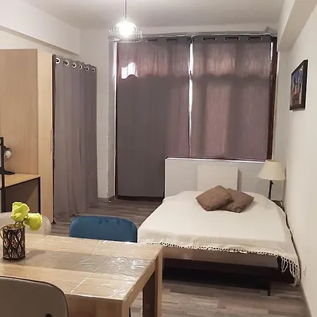 En Plein Centre Apartment Valence (Drome)
